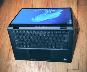 12th Gen Core i7 Touchscreen 2 in 1 Dell Latitude Laptop/Tablet 16 GB RAM 512 GB SSD Webcam Iris Xe Graphics Windows 11 Professional