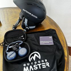 Ski Helmet And Wireless Bluetooth