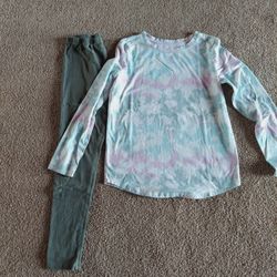 Top Size 14/16......Pants Size 16
