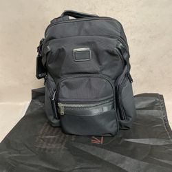 TUMl Black ALPHA BRAVO Navigation Backpack