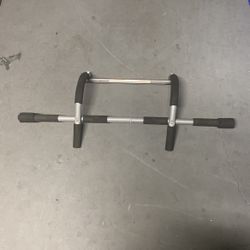 Pull Up Bar