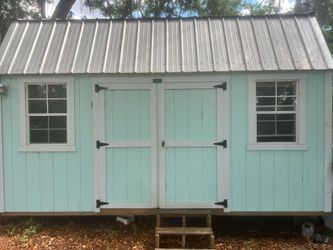 Selling this 2 sheds