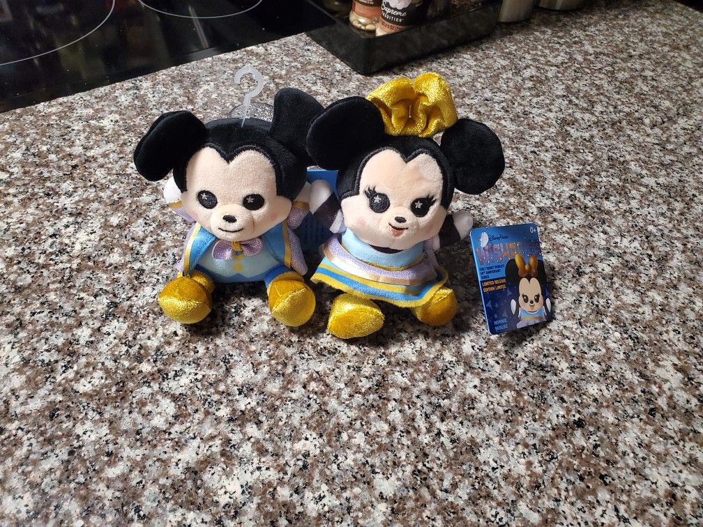 Disney Mickey and Minnie Wishables Set