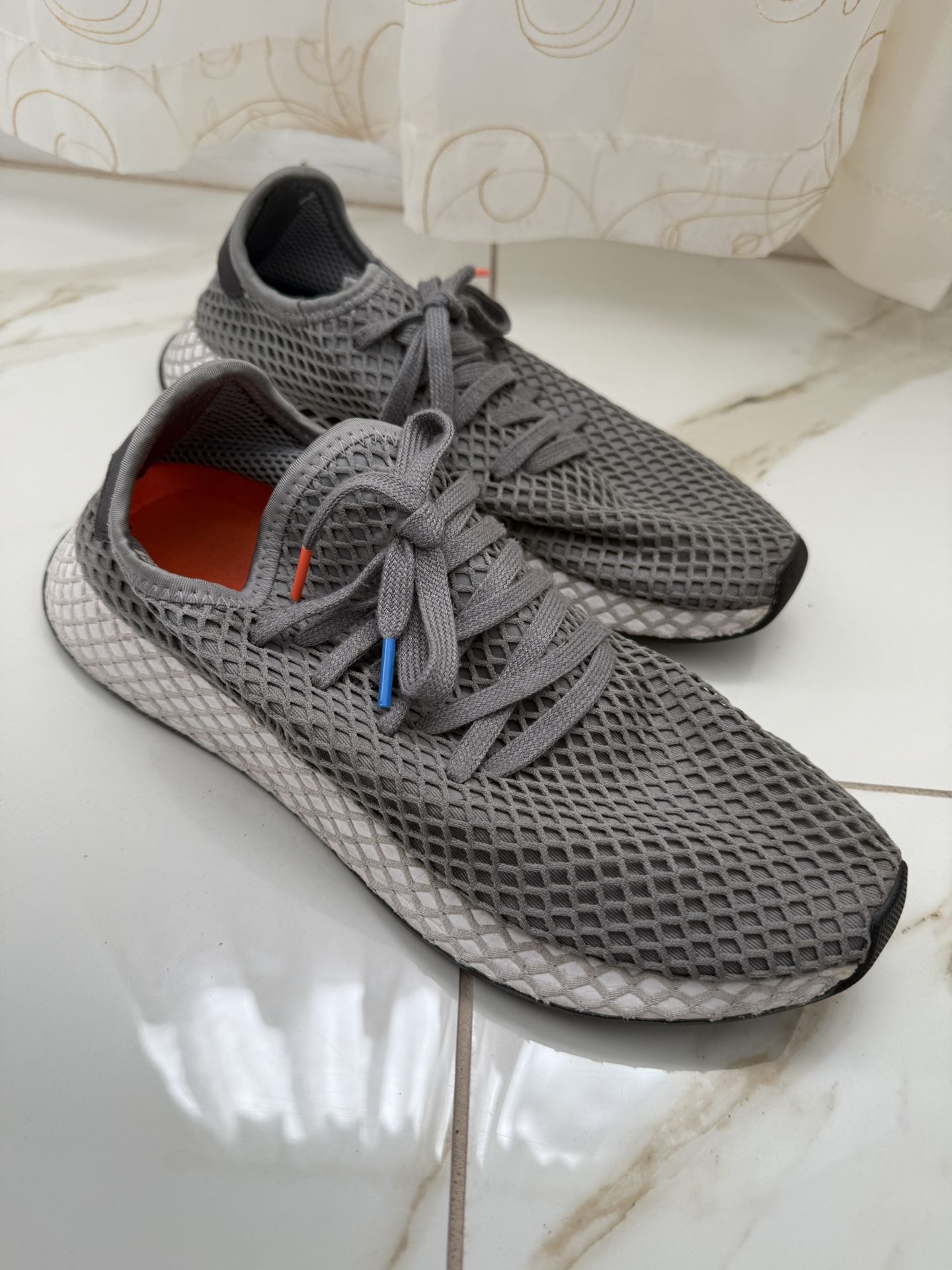 Adidas Grey Men’s Size 9 Shoes