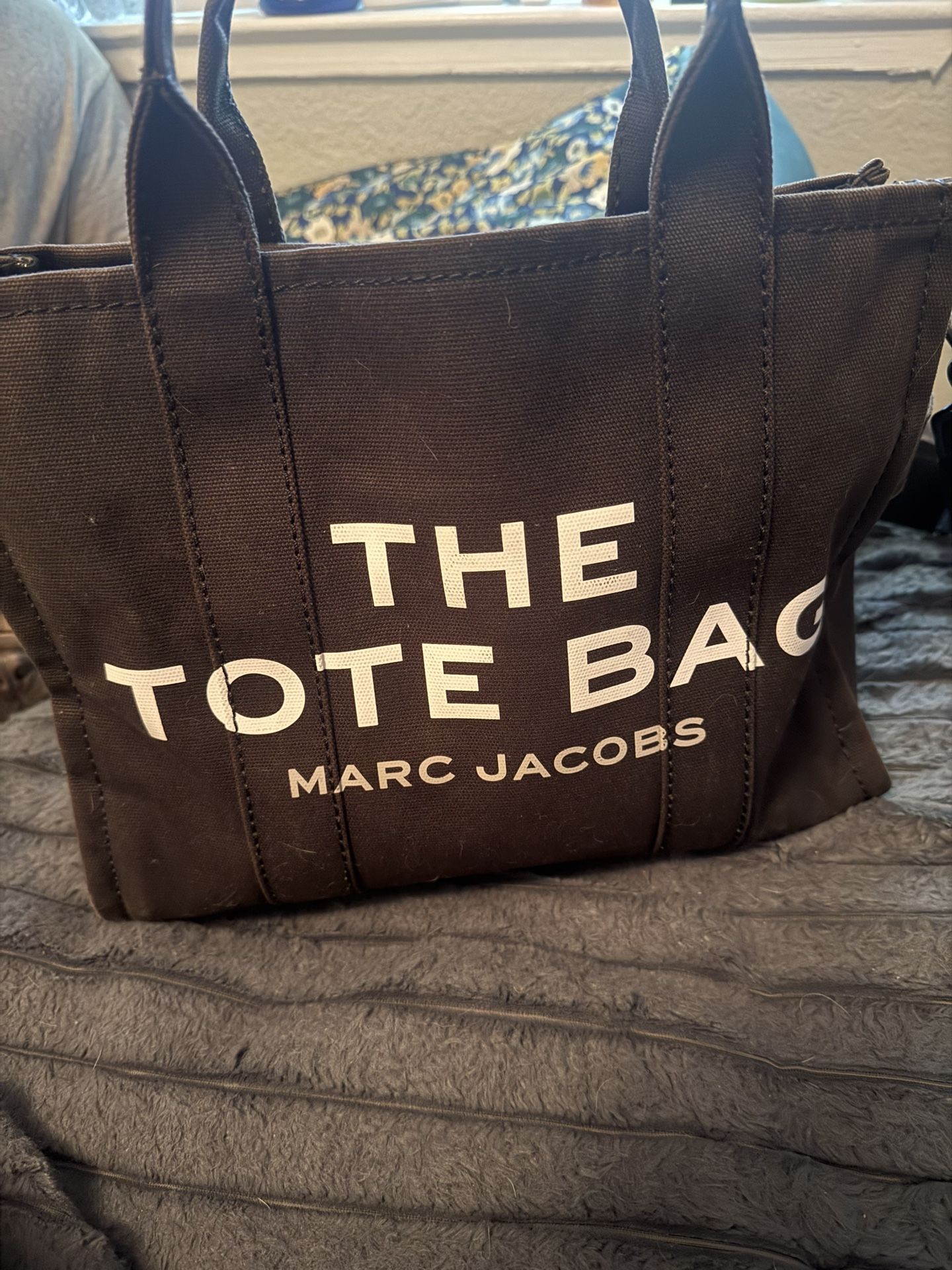 Marc Jacob’s tote bag