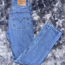 Levi Wedgie Straight 