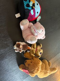 Mixed Lot of Stuffed Animal Plush Toys