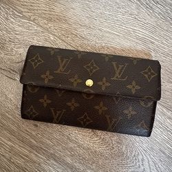 Louis Vuitton Wallet 
