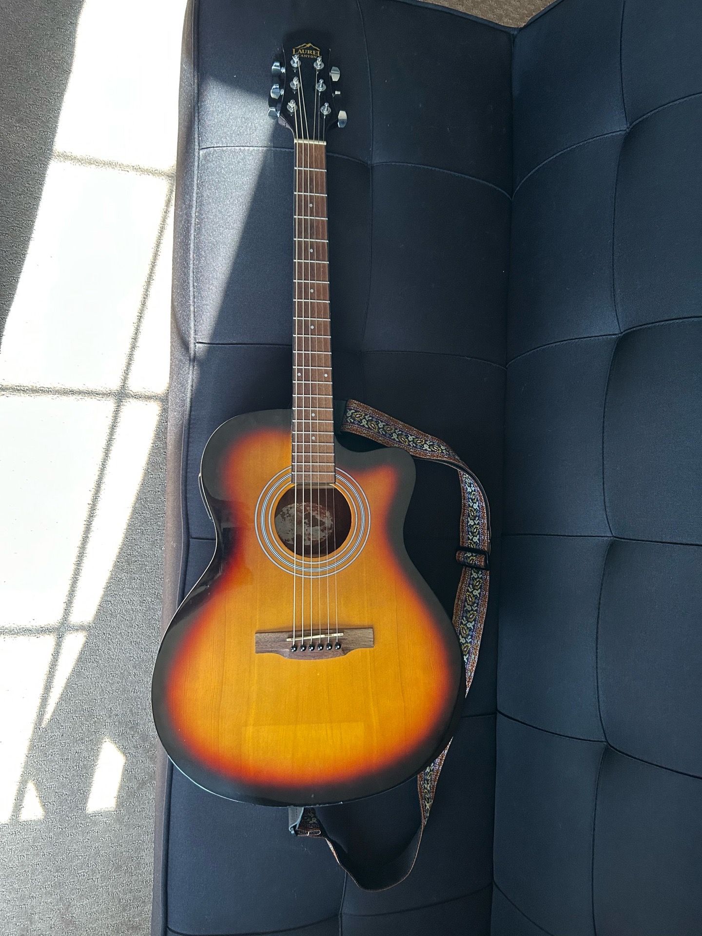 Electric acoustic guitar