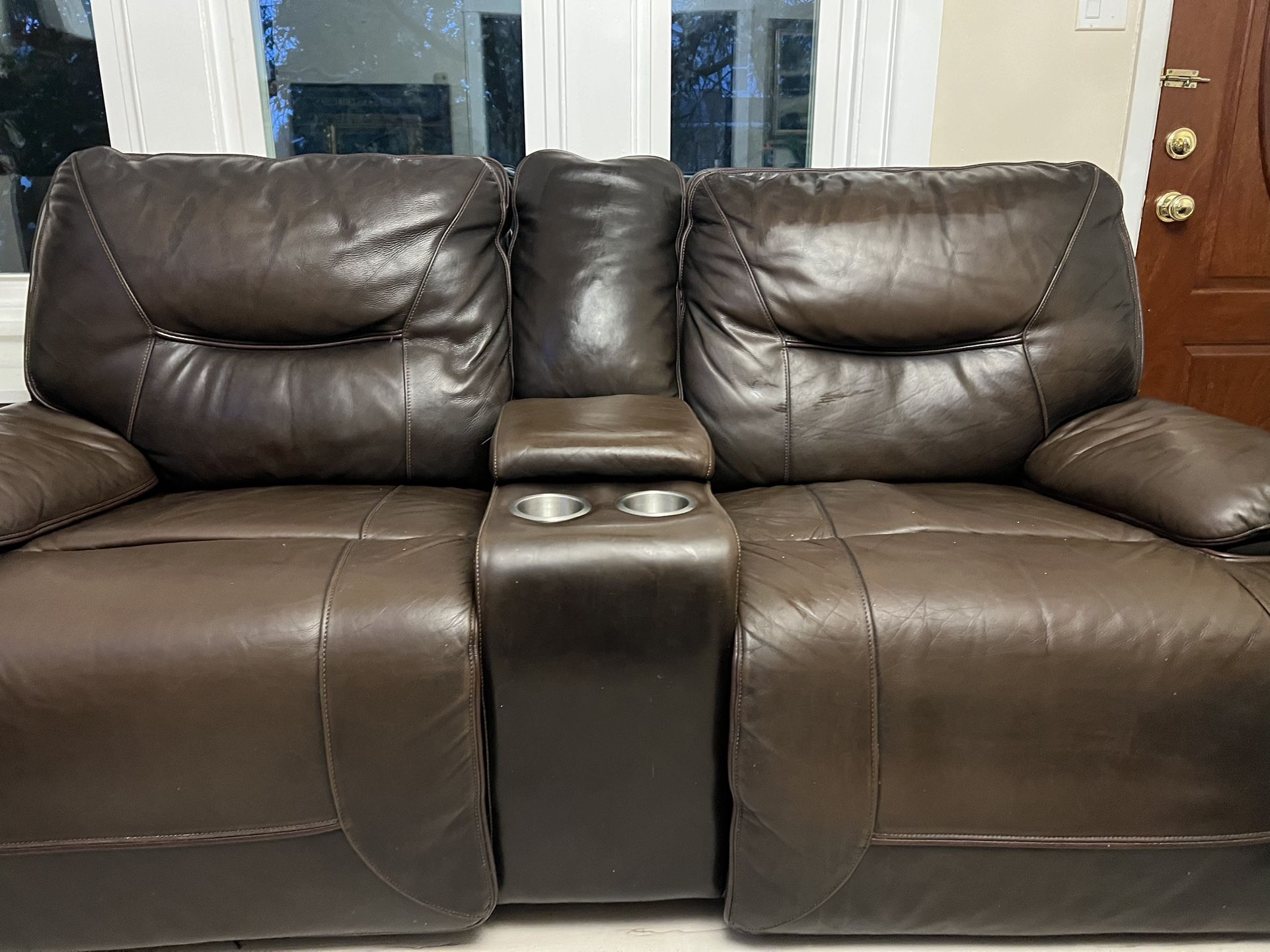 Luxurious Italian Leather Recliners & Sofas – Premium Comfort