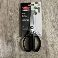 **BRAND NEW** OXO Good Grips Multi-Purpose Kitchen and Herbs Scissors, Color Black