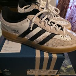 Bad Bunny Adidas Gazelle Size 6 1/5 Mens Or 7 1/5 Women