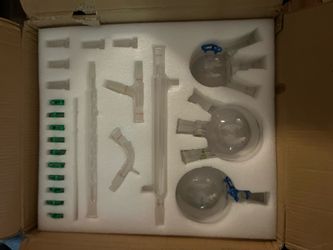 32 piece Chemistry glass set