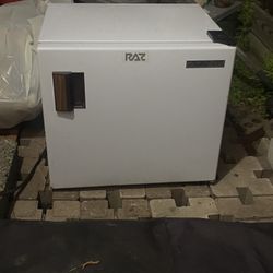 Small Refrigerator 