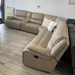 *June Sale Event!!!*---Attractive Alejandra Mocha Microfiber Reclining Sectional Sofa---Delivery And Financing Available😉