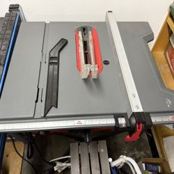 10” Craftsman Table Saw With Stand