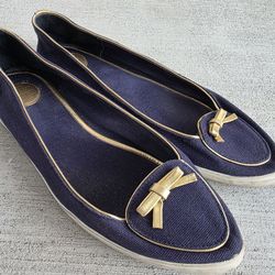 Tory Burch Women’s Ballet Flats – Navy Blue Canvas with Gold Trim & Bow – Size EU 40 / US 9.5 – 27 cm