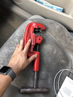 Reed 4 Wheel Cutter:: Cuts 1/2” to 2”