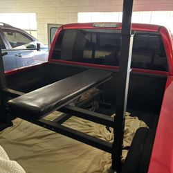 Bench Press An Olympic Weights 