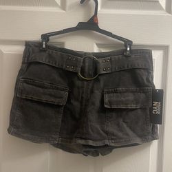 Brand New Madden NYC Dark Grey Skort Size M Juniors
