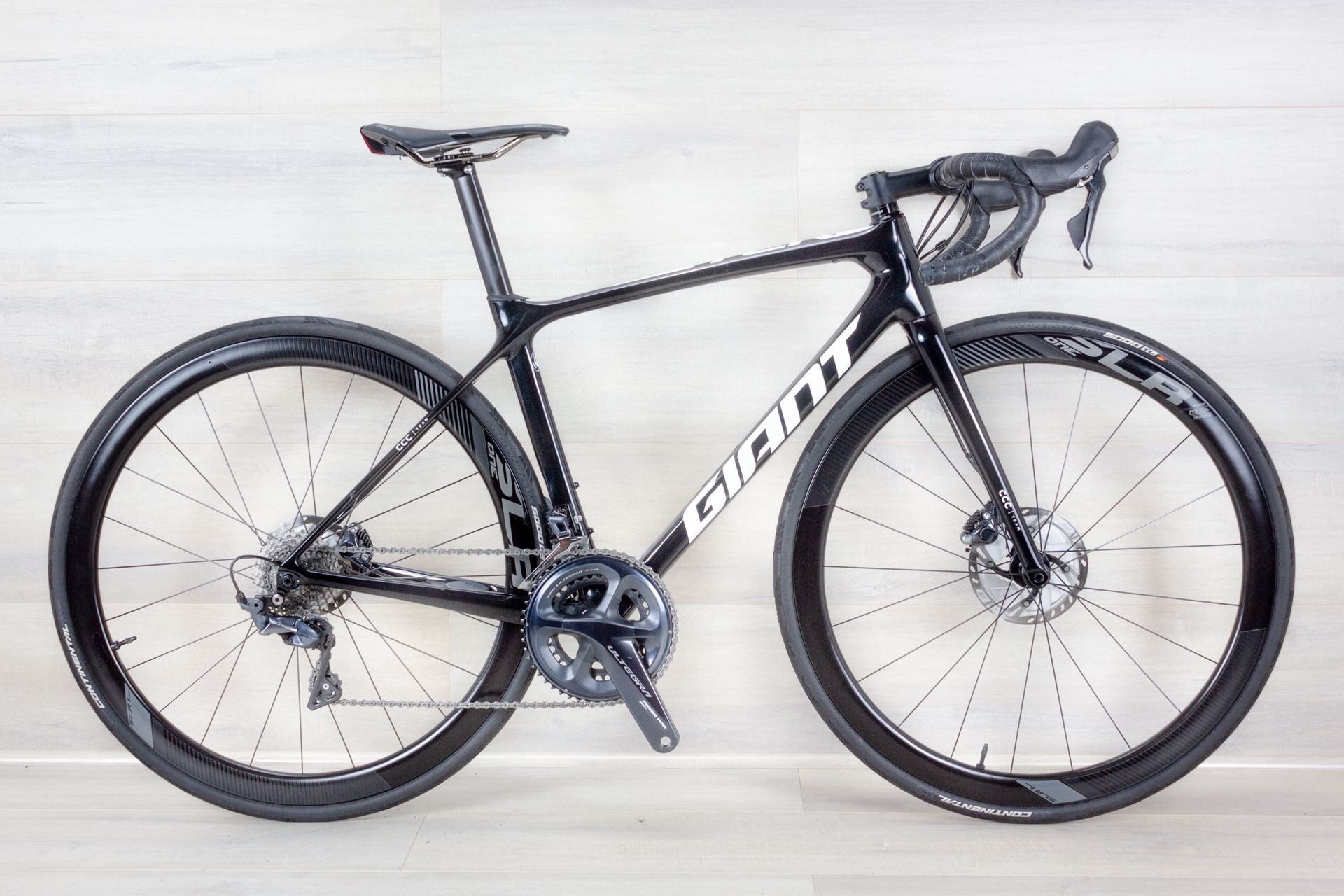 Giant TCR CCC | team , Size - Small, Top tier carbon road bike, SLR carbon wheels