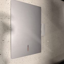 Samsung Laptop NP750XGK