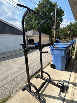 Pull up/Dip station