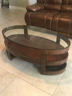 Coffee table and end table combo. Cheap