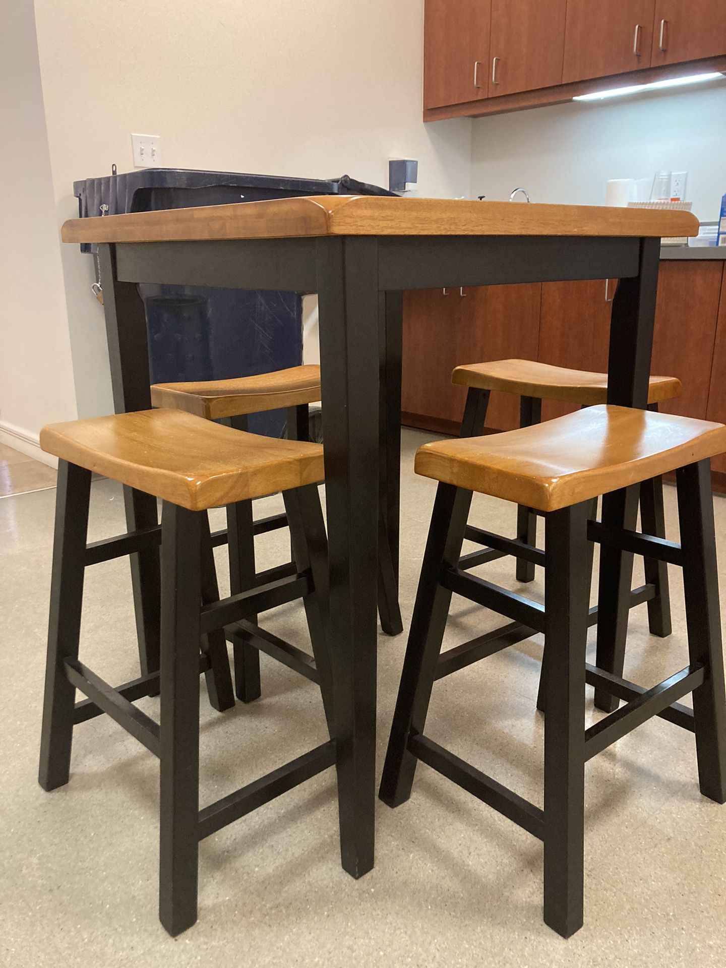 High Top Table W/ 4 Stools