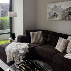 SECTIONAL 3 SEATER WITH PILLOWS 110"W x 68"D x 35"H