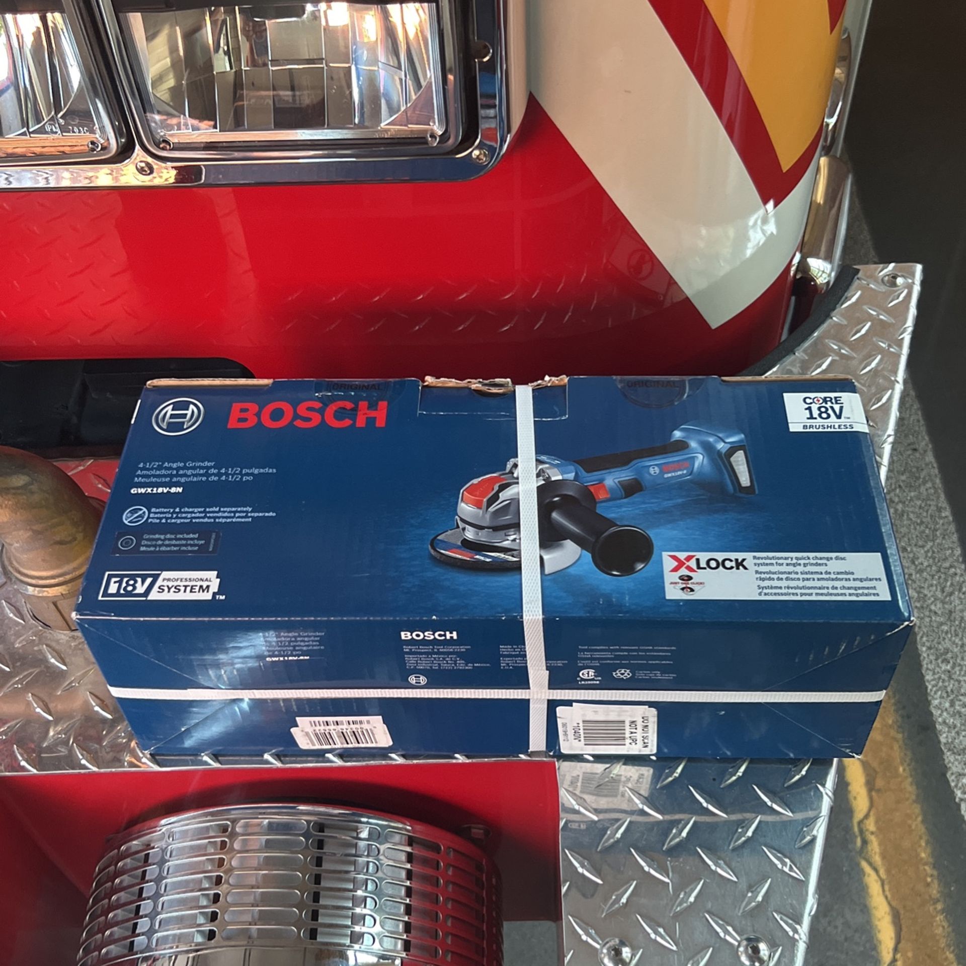 BOSCH 18V 4-1/2” Angle Grinder (Tool Only)