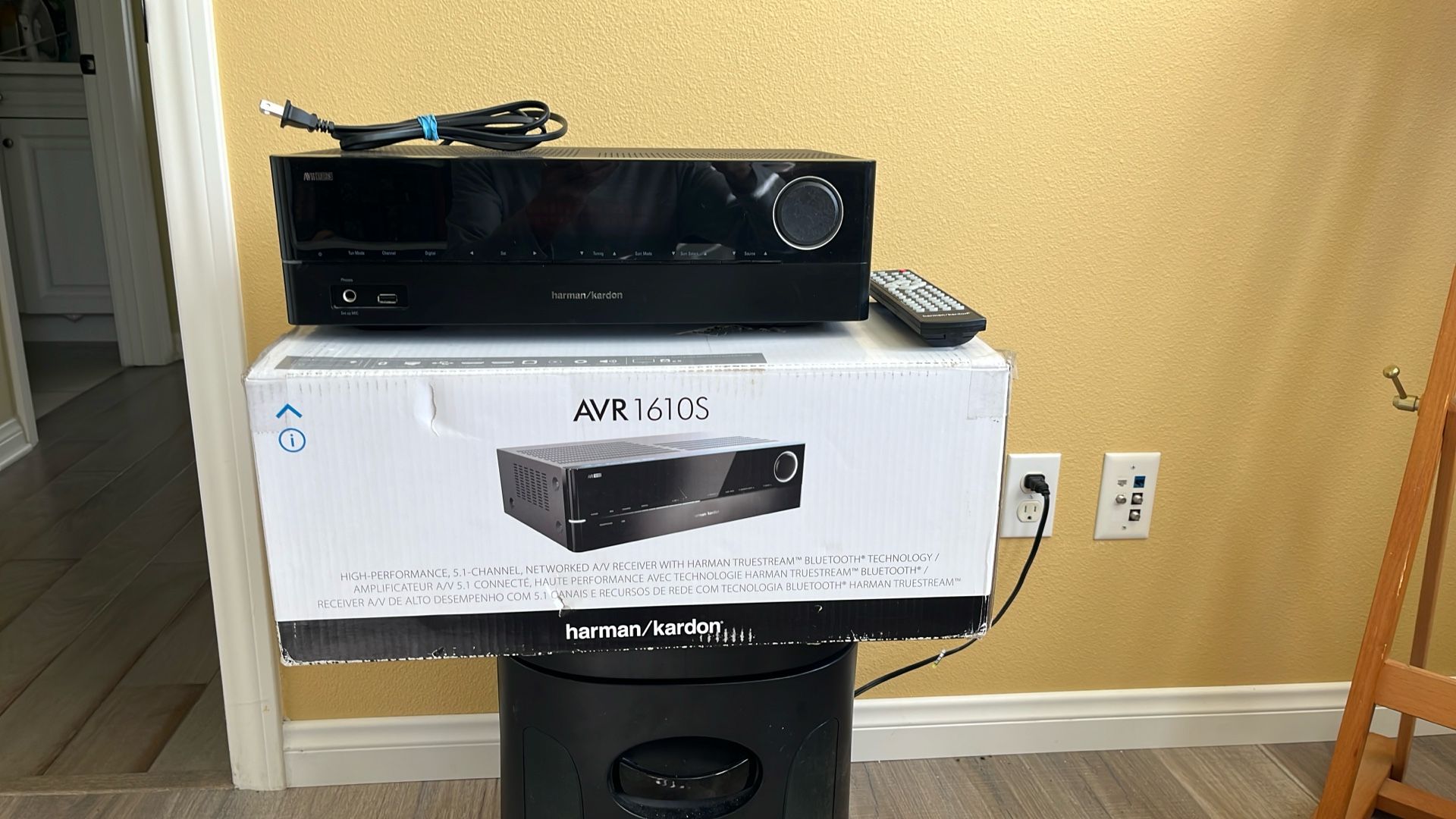 Harman Kardon AVR 1610 S x5 Surround Sound