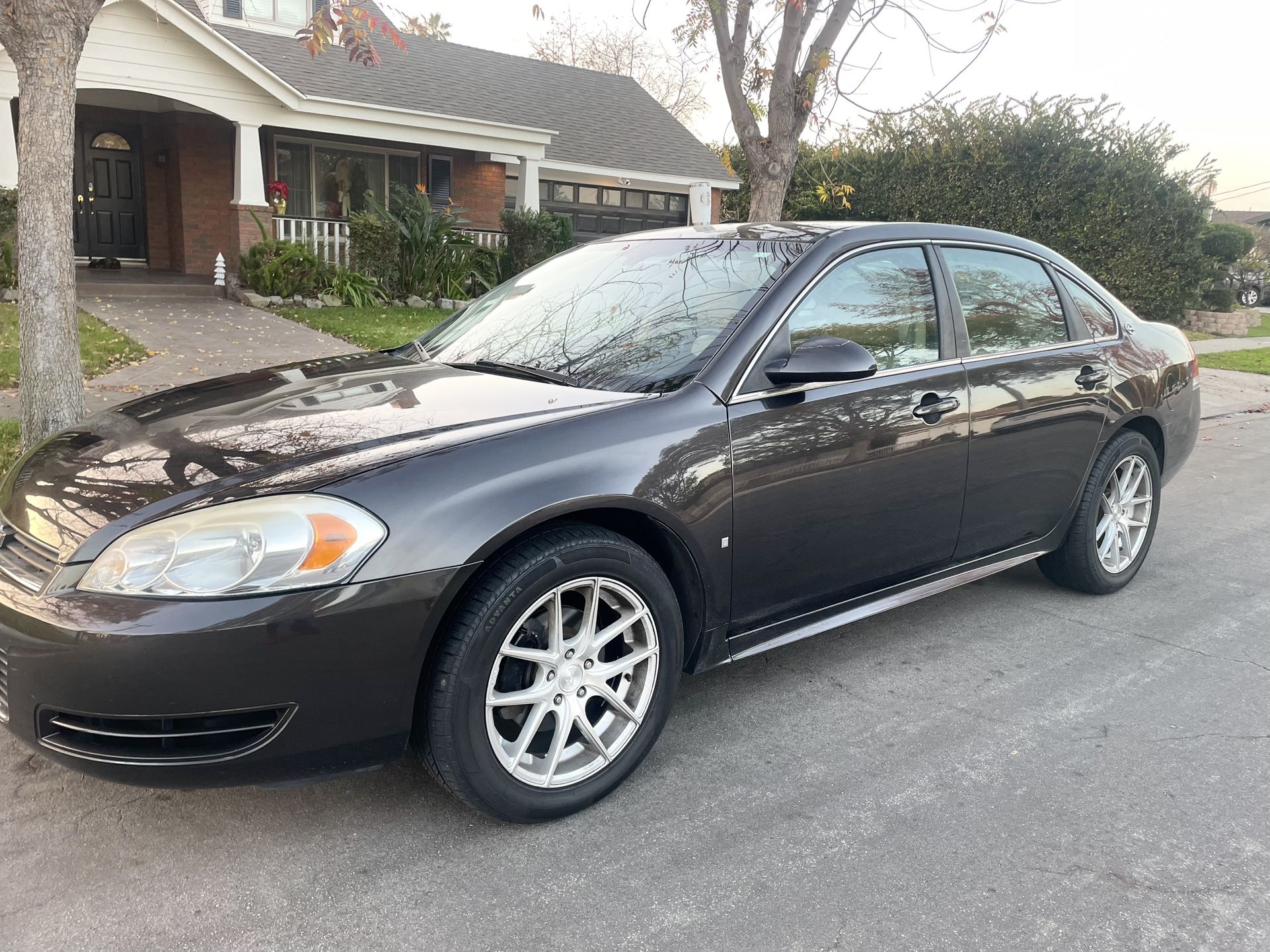 2009 Chevy Impala LS $5500