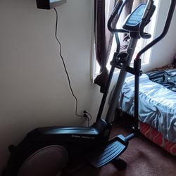 Gold's Gym Elliptical 
