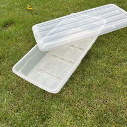 Rubbermaid Storage Container 