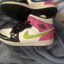 Jordan 1s Slightly Worn 