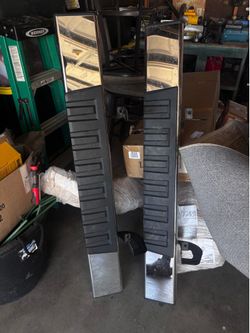 Like New Running Boards – 2008 Chevy Single Cab
