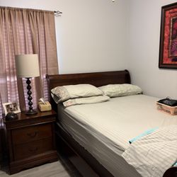 Queen Size Bedroom Set 