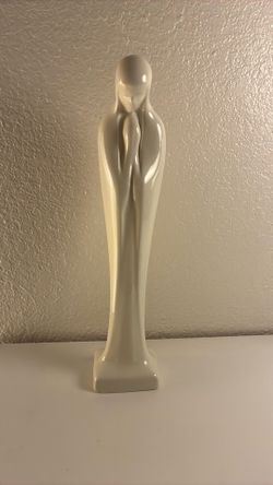 Vintage Ceramic Porcelain Virgin Mary Praying Statue Sculpture Catholic Christian