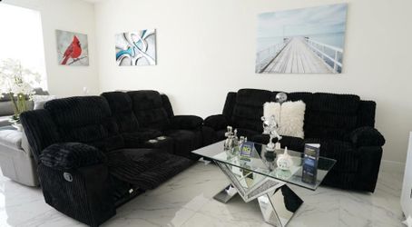 Sofá and loveseat