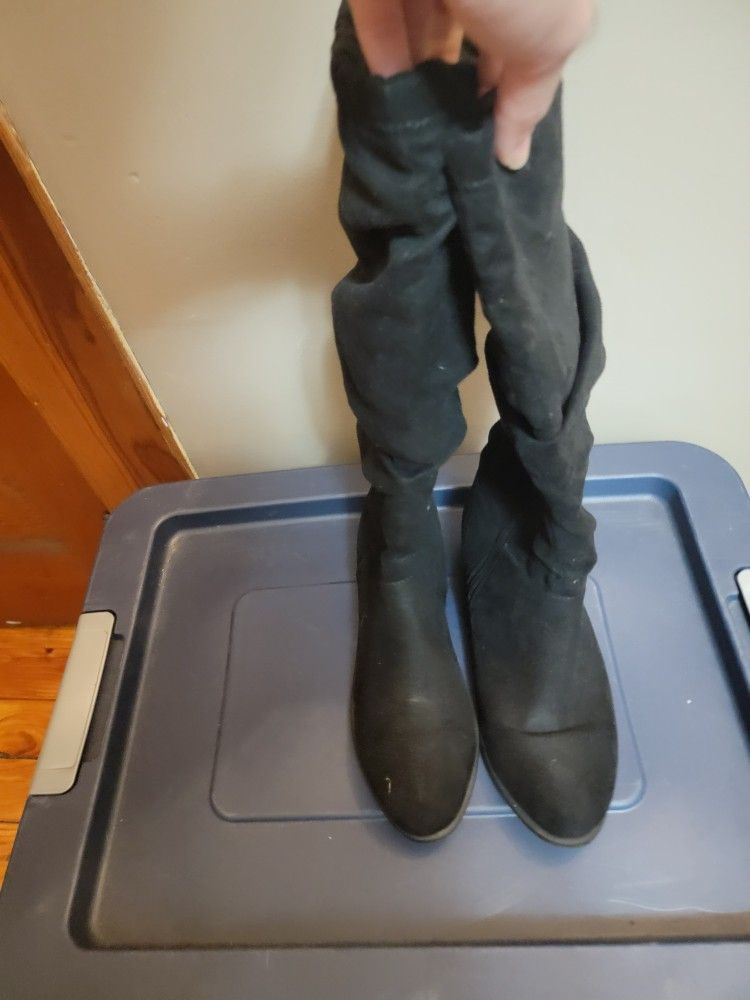 Black Boots Size 9