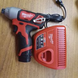 Milwaukee Impact Kit With Battery And Charger