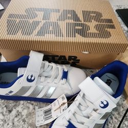 New With Box. Boys Sz 3 Star Wars Adidas Shoes