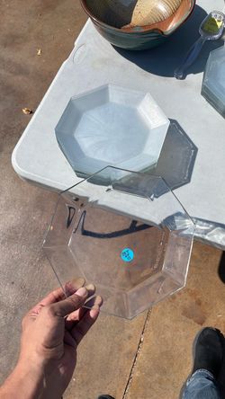 11 Small glass plates