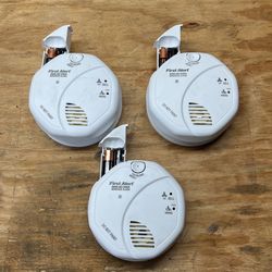 First Alert Smoke Detector & Carbon Monoxide Alarm 3 pack