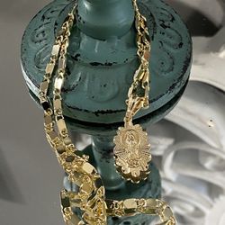 Virgin Mary Gold Plated Pendant With Chain Necklace 22” 4mm