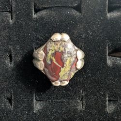 Handmade 925 Bloodstone Jasper Ring

Size 8.5
