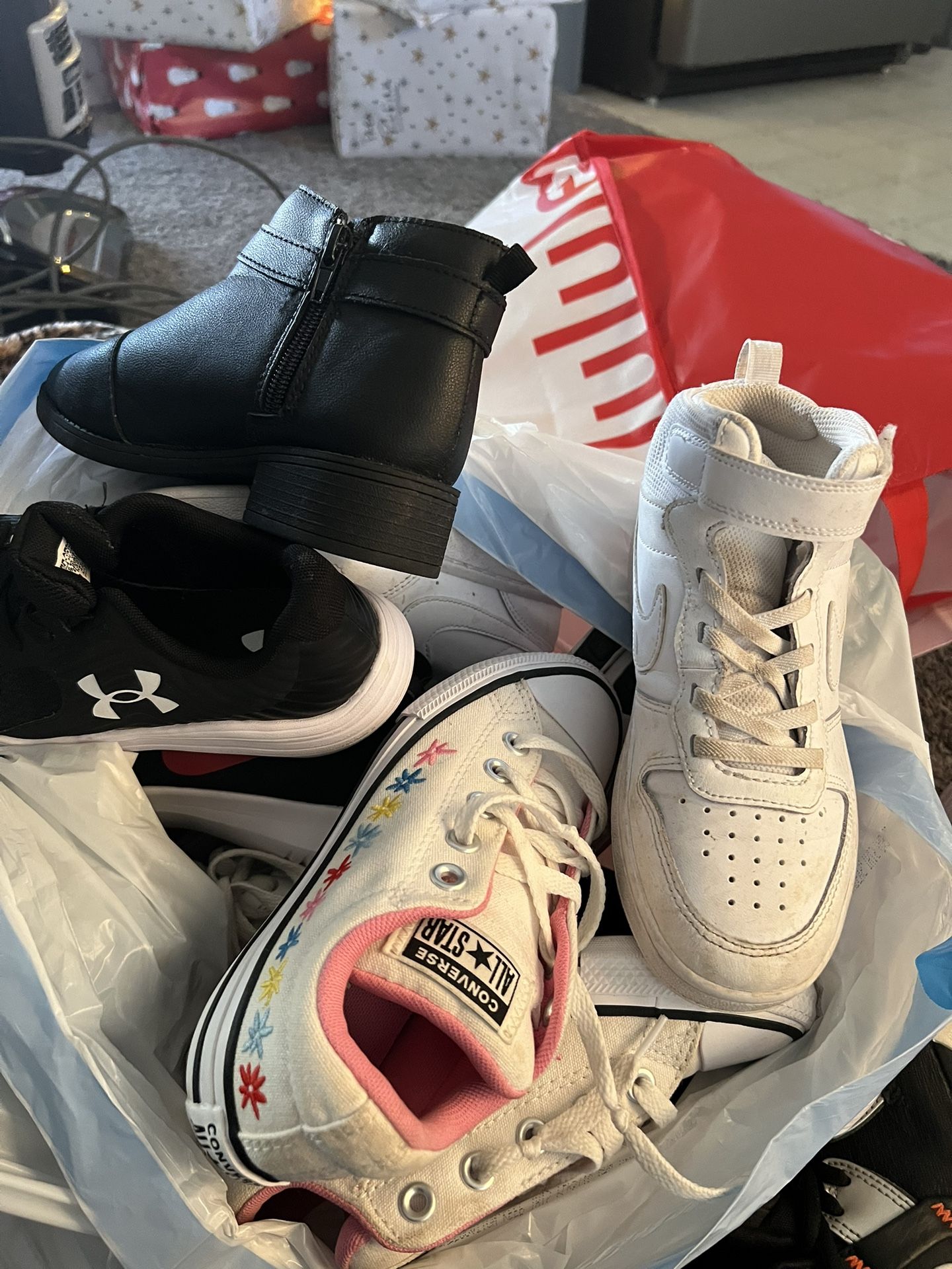 Girls Size 13.5 - 1Y