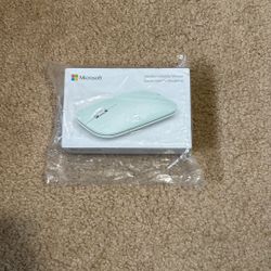 NEW- Microsoft Modern Mouse Sours Mobile Moderne