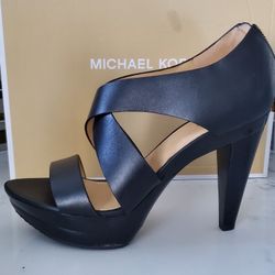 Micheal Korrs Heels